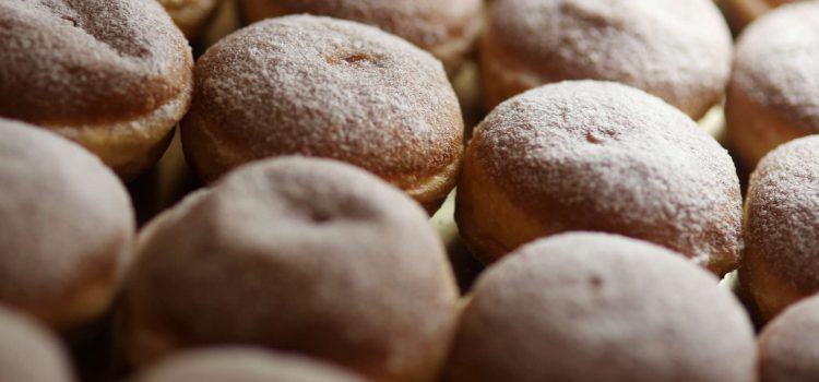 Die Krapfen saison hat wieder begonnen! Die Krapfen saison hat wieder begonnen!